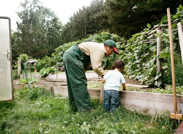 Martin Nguyen's father Quang with his granddaughter  (image courtsey of Martin Ngyuen)